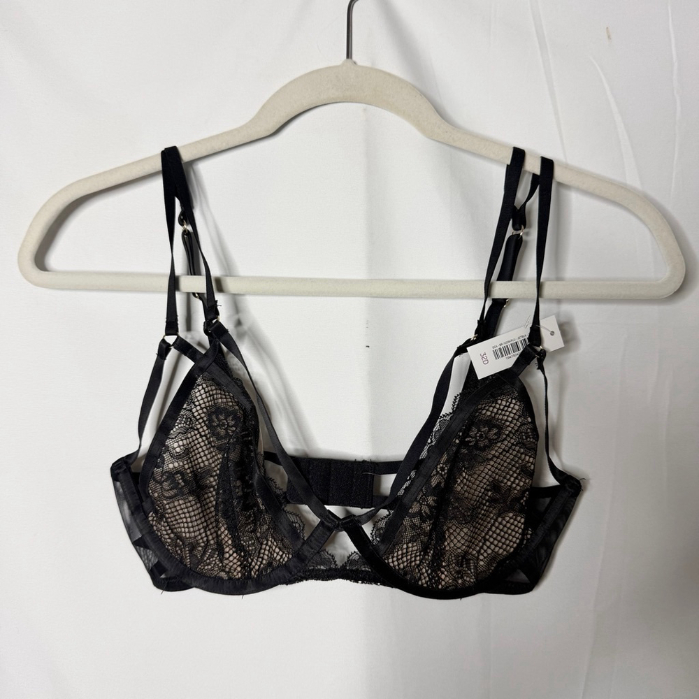 NEW with tags Adore Me Black & Beige Lace Bralette 32D